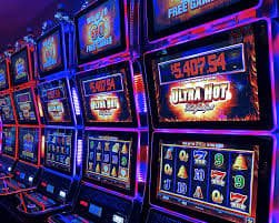 mcitytoto login Pretty Gaming live-dealer interface showing multiple tables and dealer streams